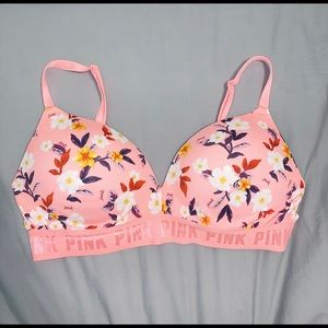 PINK Wear Everywhere Super Push Up Bra